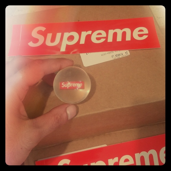 Supreme Bouncing Ball & Sticker - Picture 1 of 1